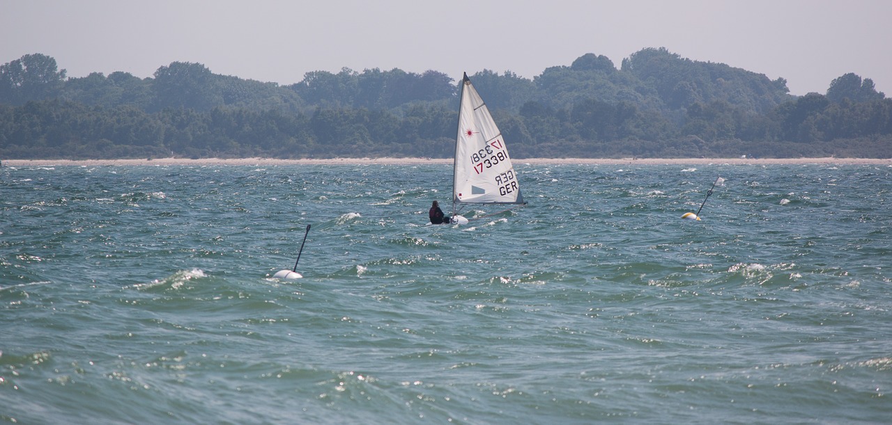 sail water sports boot free photo