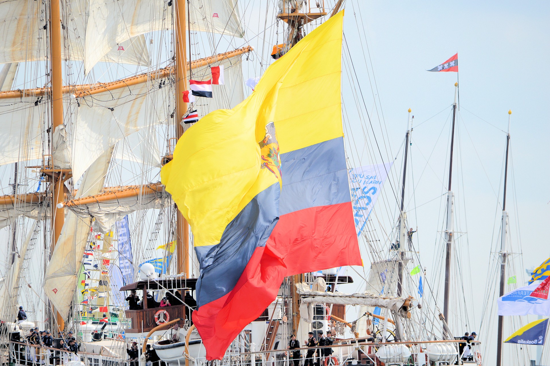 tall-ship-ship-boat-replica-authentic-free-image-from-needpix