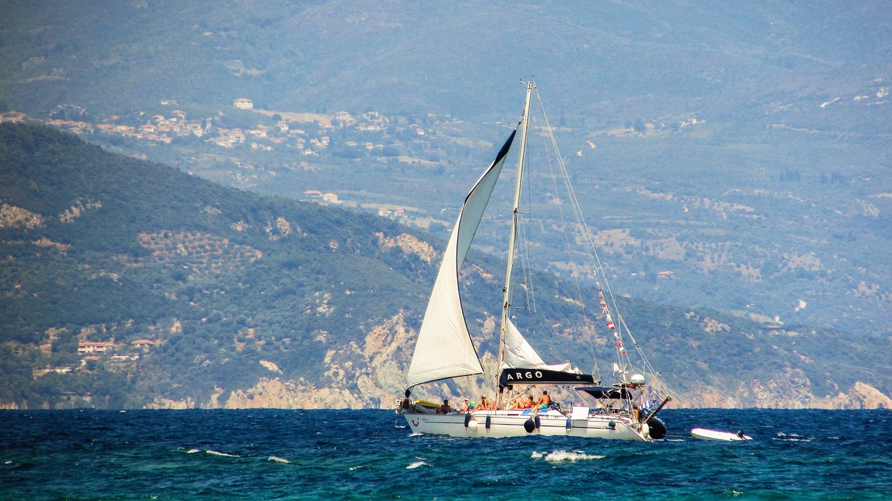 sailboat sea boat free photo