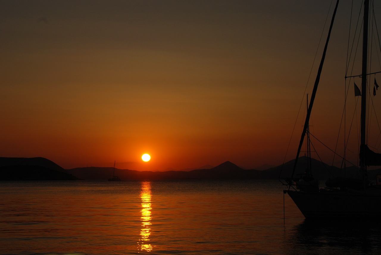 sailboat browse holiday free photo