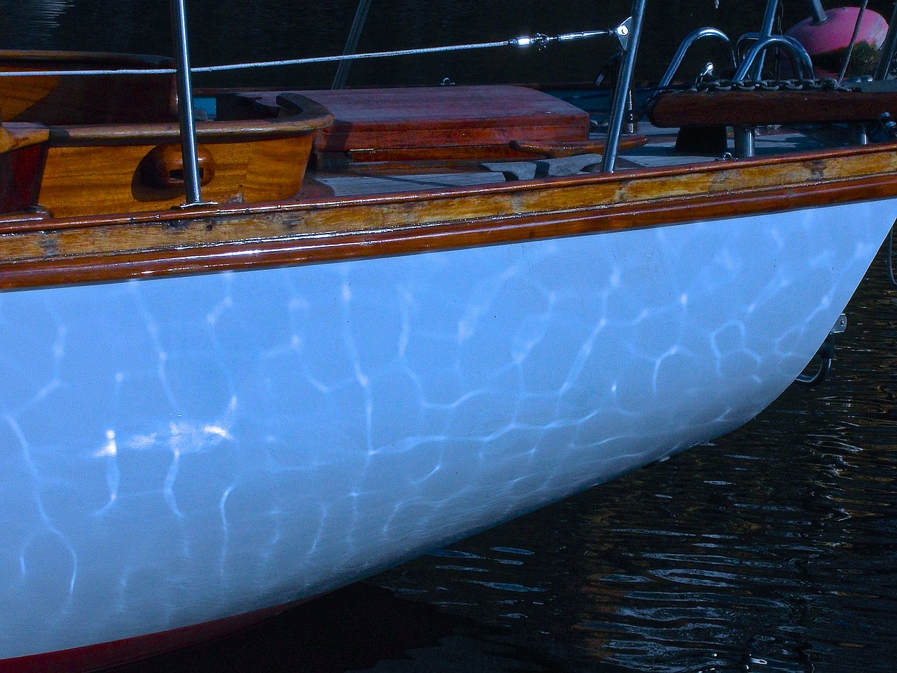 sailboat keel reflection free photo
