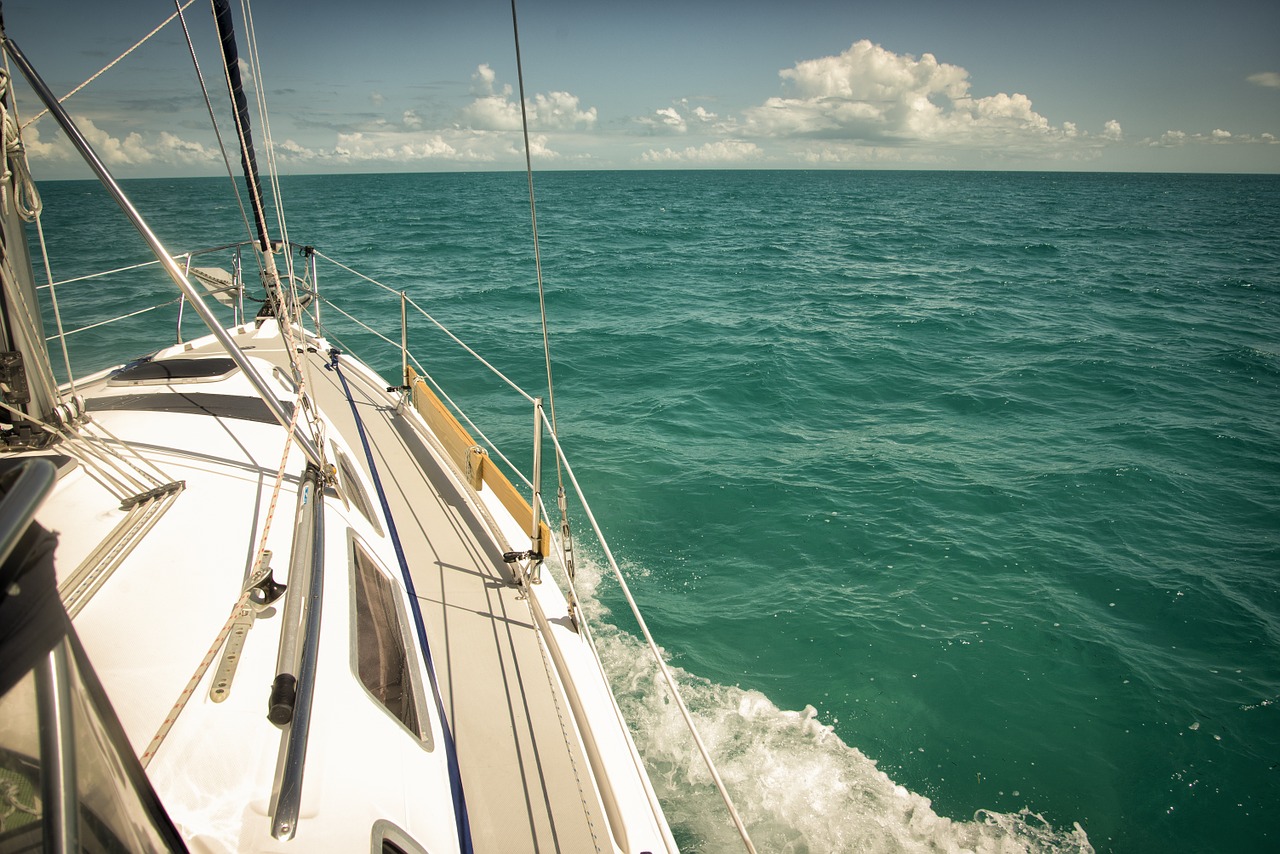 sailboat ocean bahamas free photo