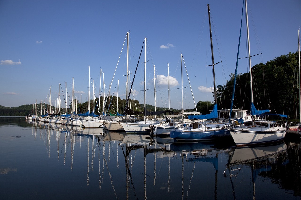 sailboats lake vessels free photo