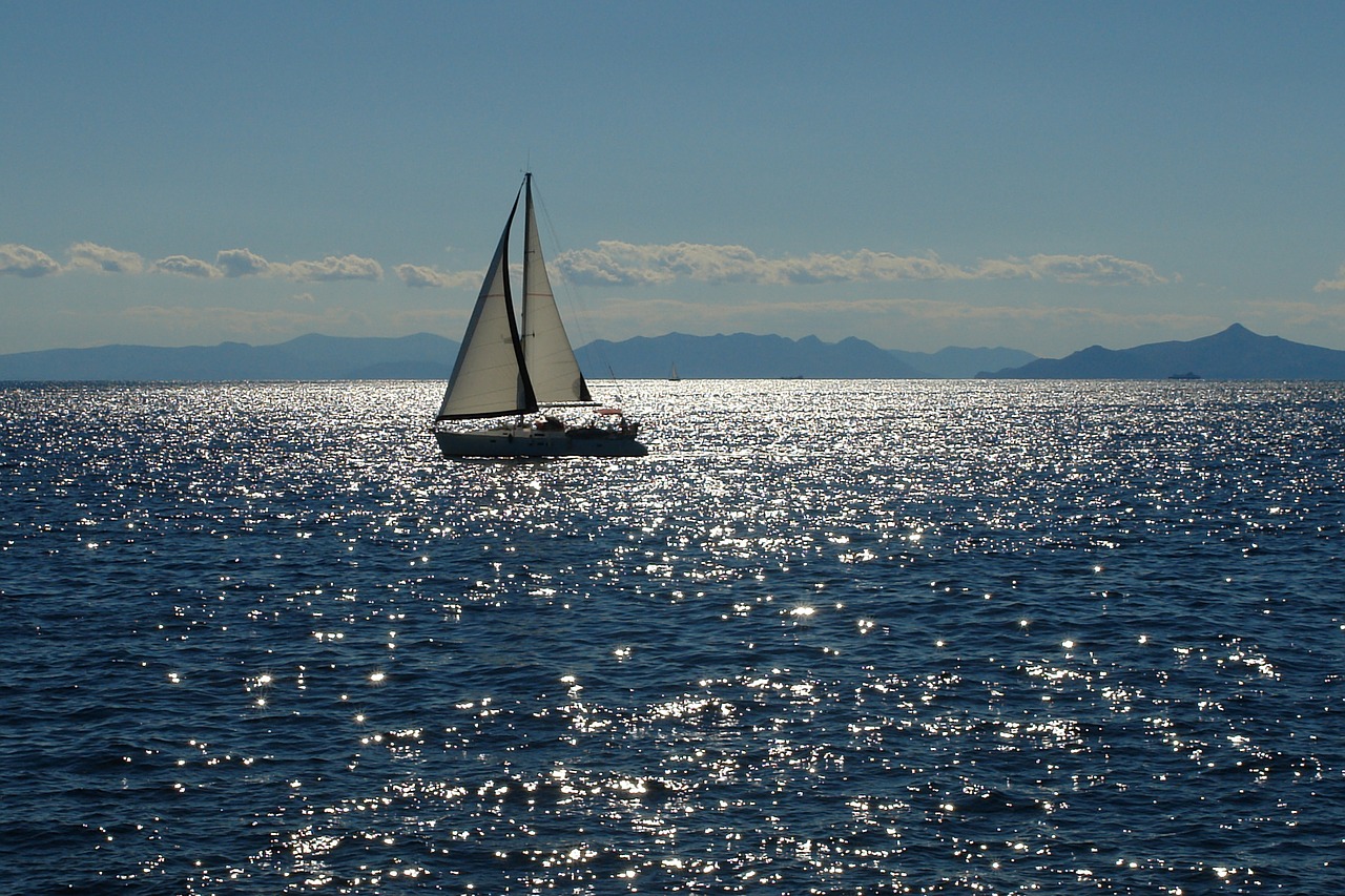 sailing boat sea free photo