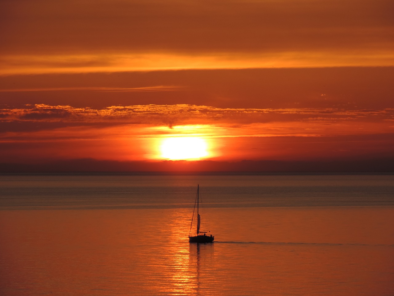 sailing west sea free photo