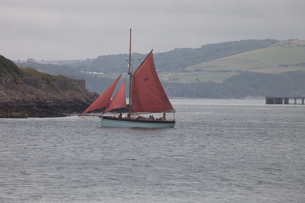 sailing boat sail red free photo