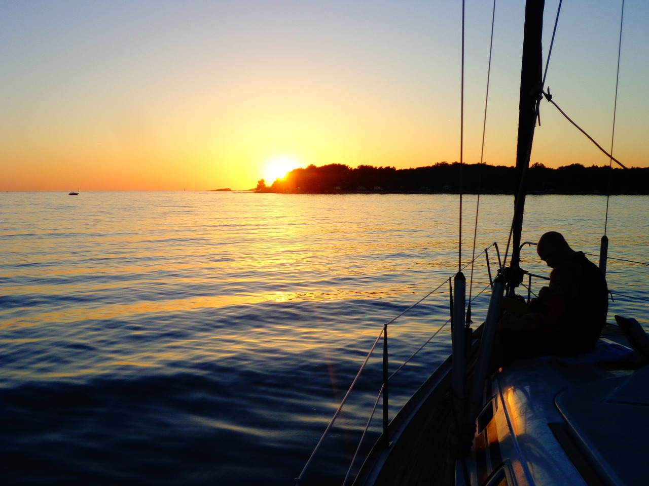 sailing boat sunset sea free photo