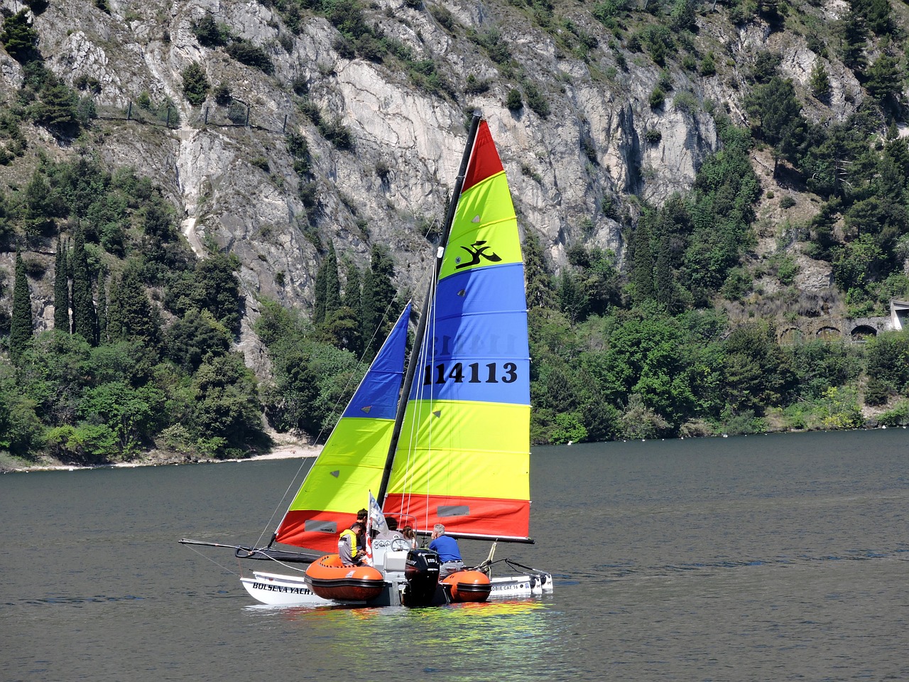 sailing boat lake mountain free photo