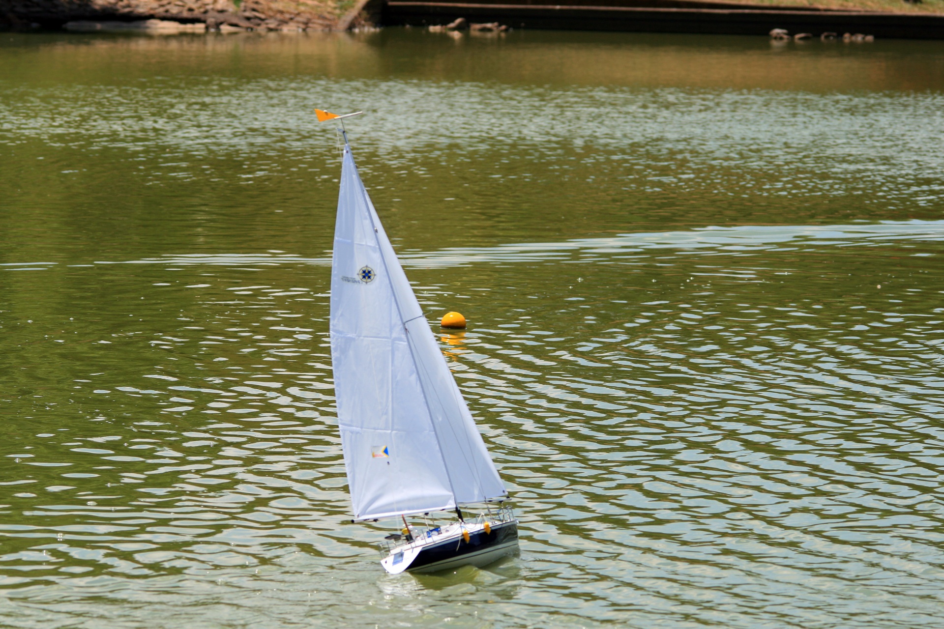 boat model pond free photo