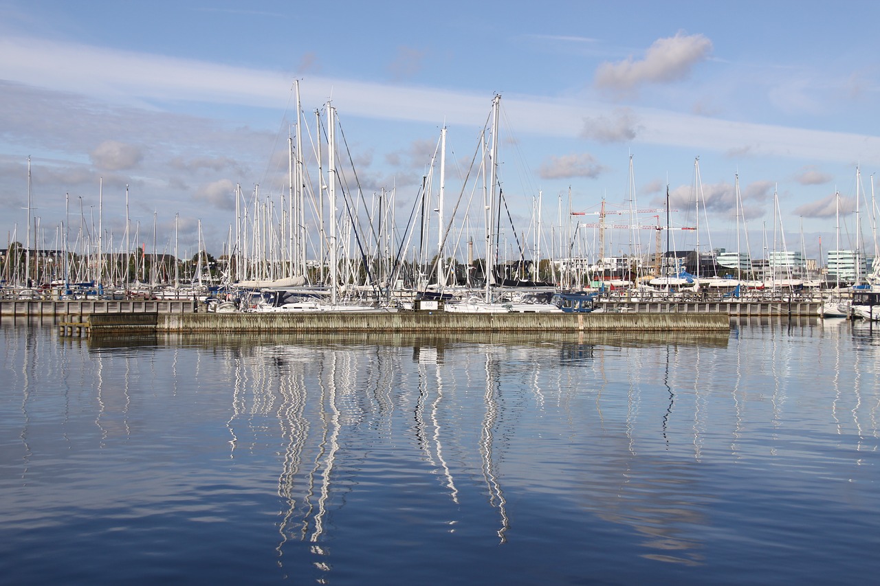 sailing ships master port free photo