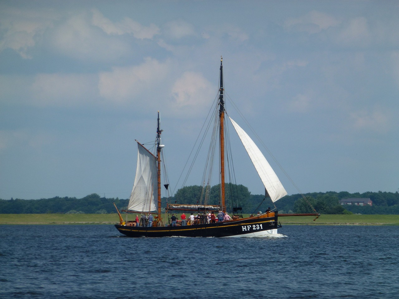 sailing vessel maritime elbe free photo