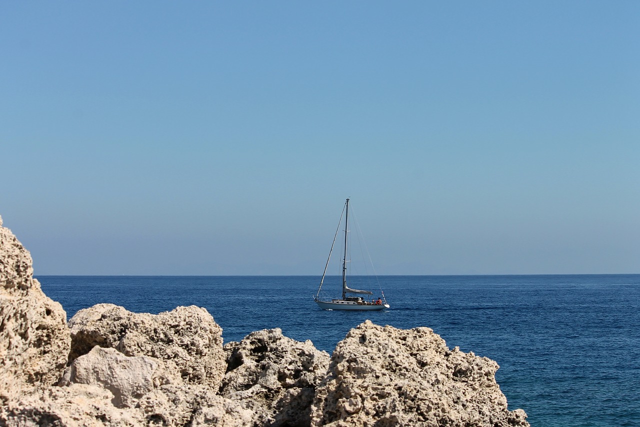 sailing vessel  ship  sea free photo