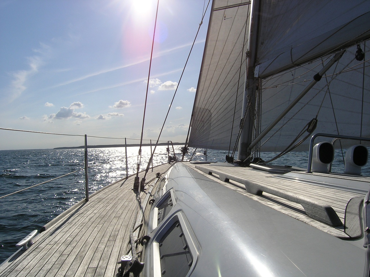 sailing yacht sun sea free photo