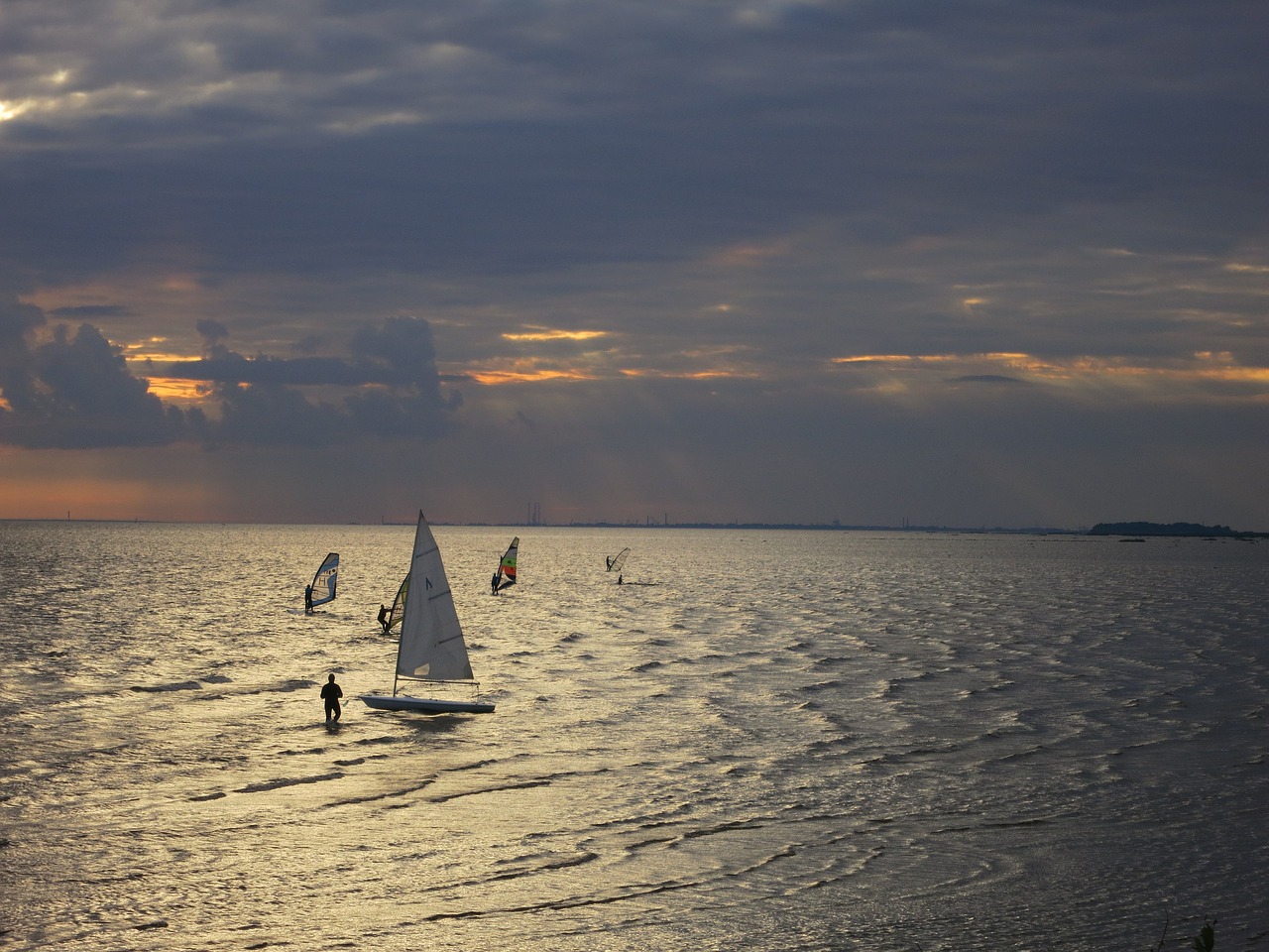 sails sea evening free photo
