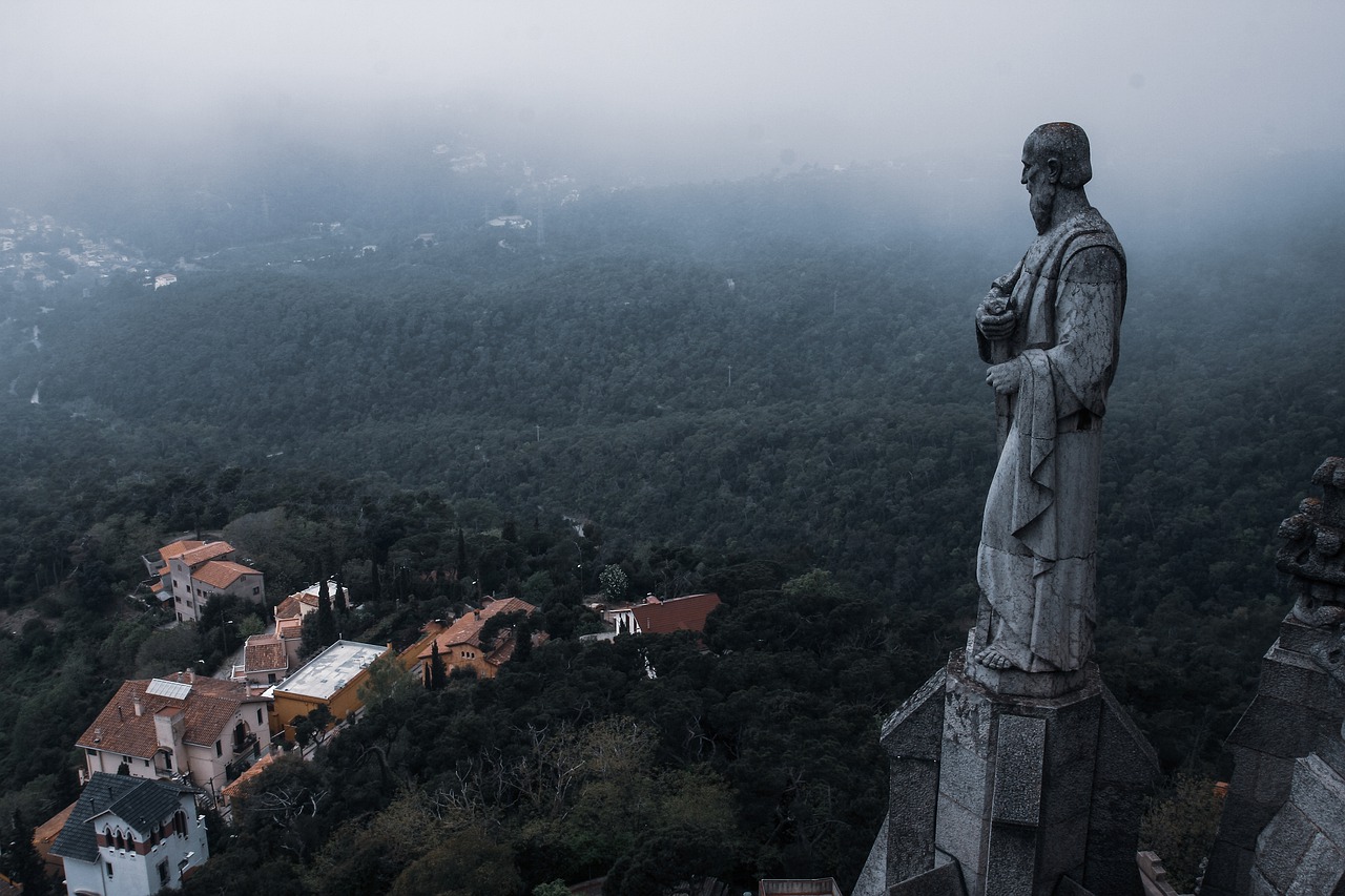 saint  statue  catholic free photo