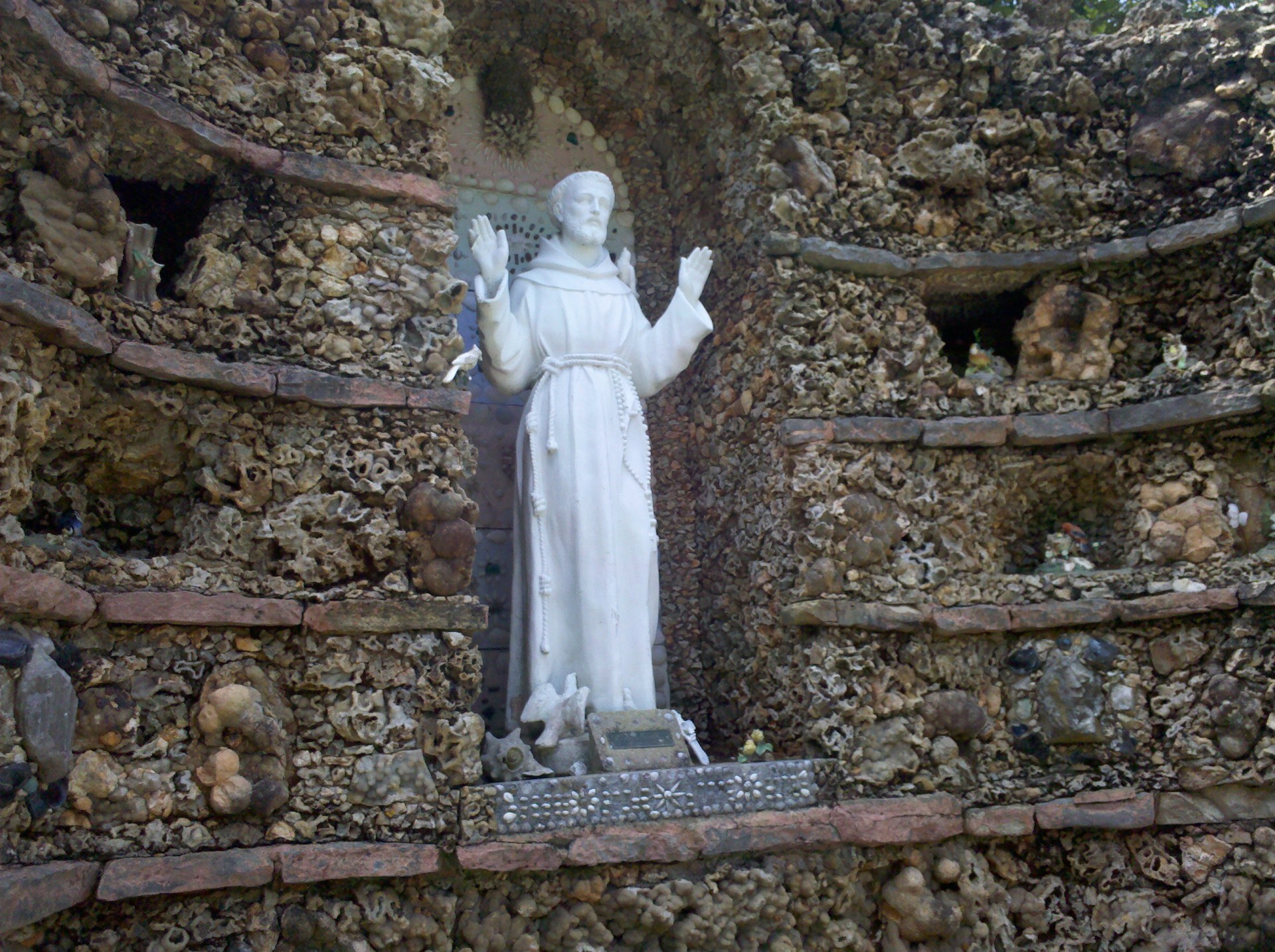 catholic grotto sculpture free photo