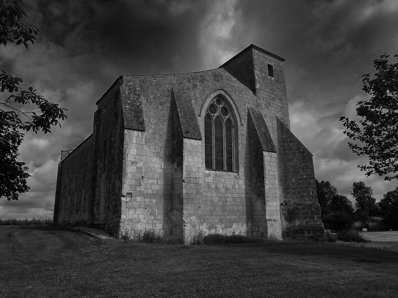 saint-leger france church free photo