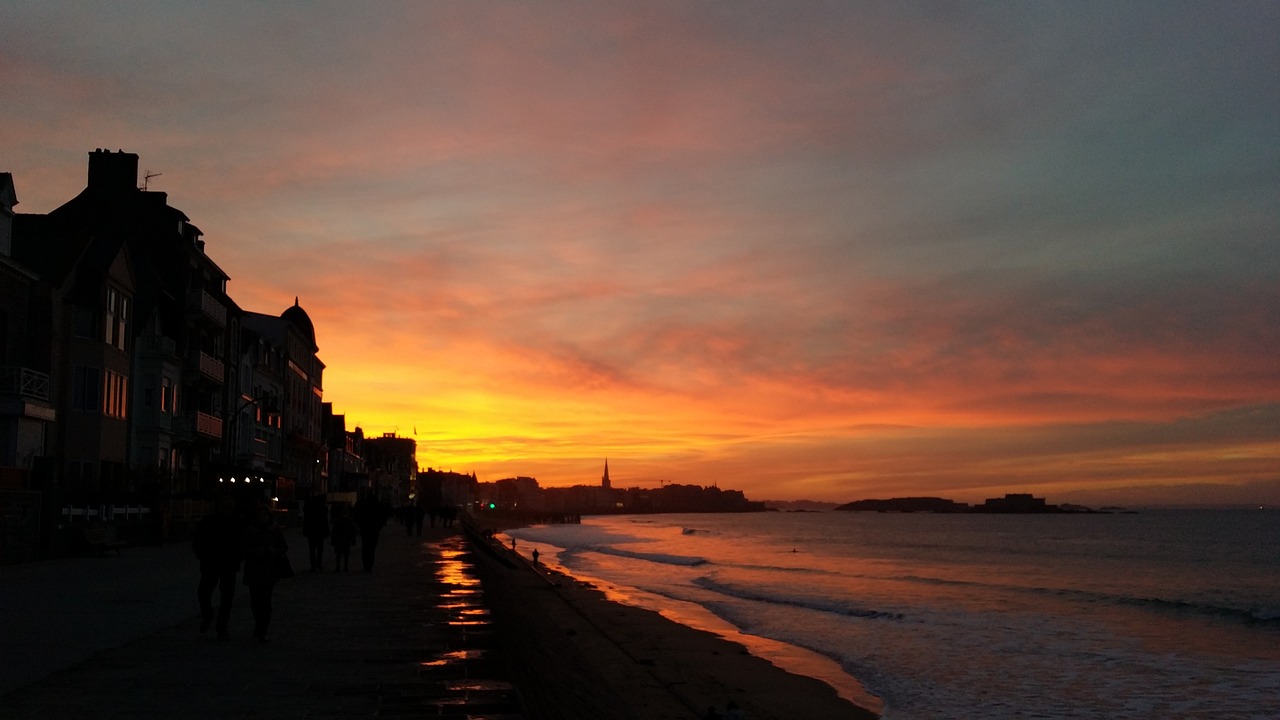 saint malo sea sun free photo