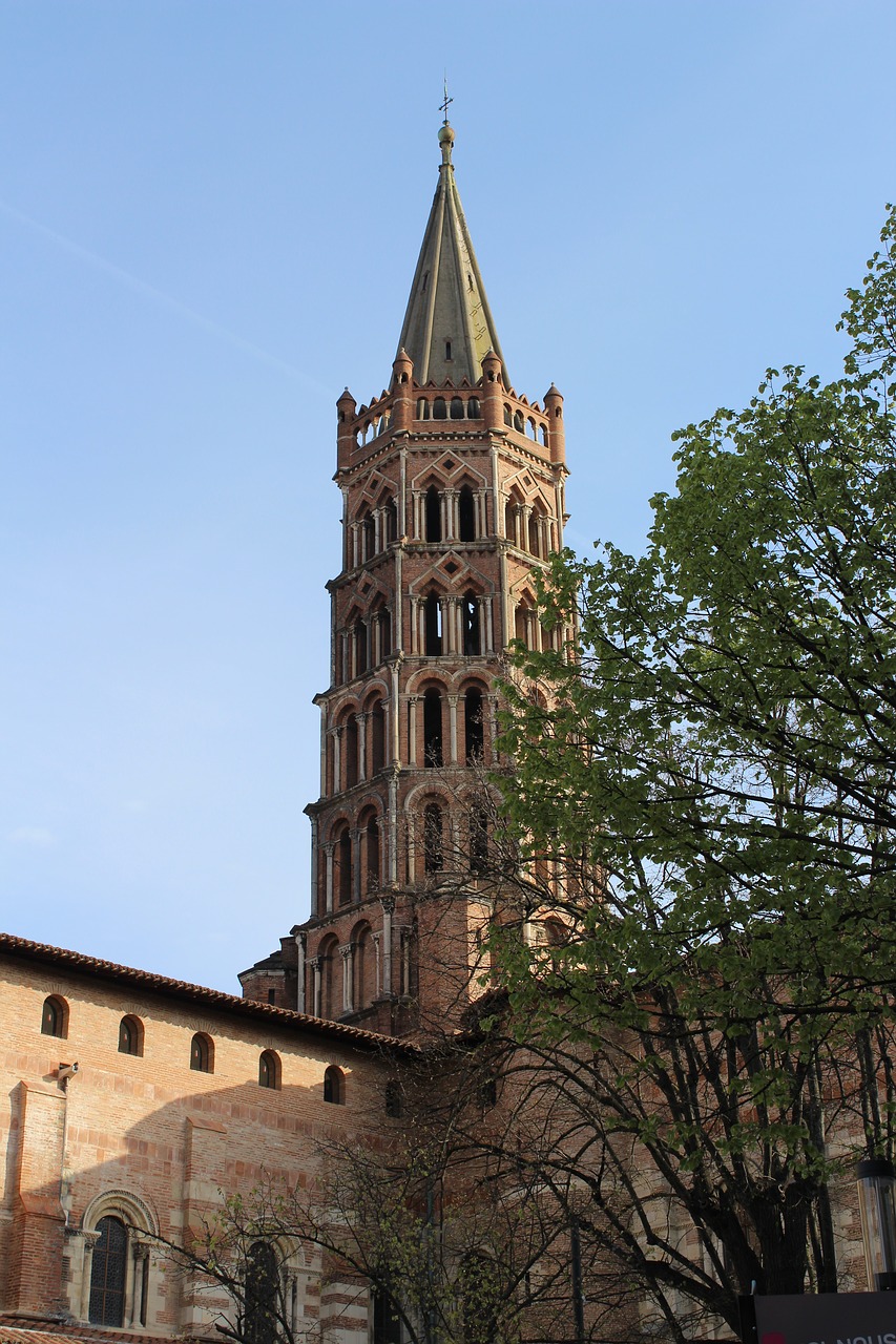 saint sernin  basilica  toulouse free photo