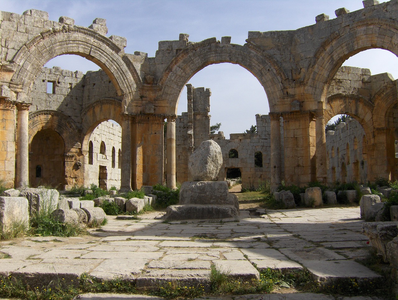 saint-simeon  column  pilgrimage free photo