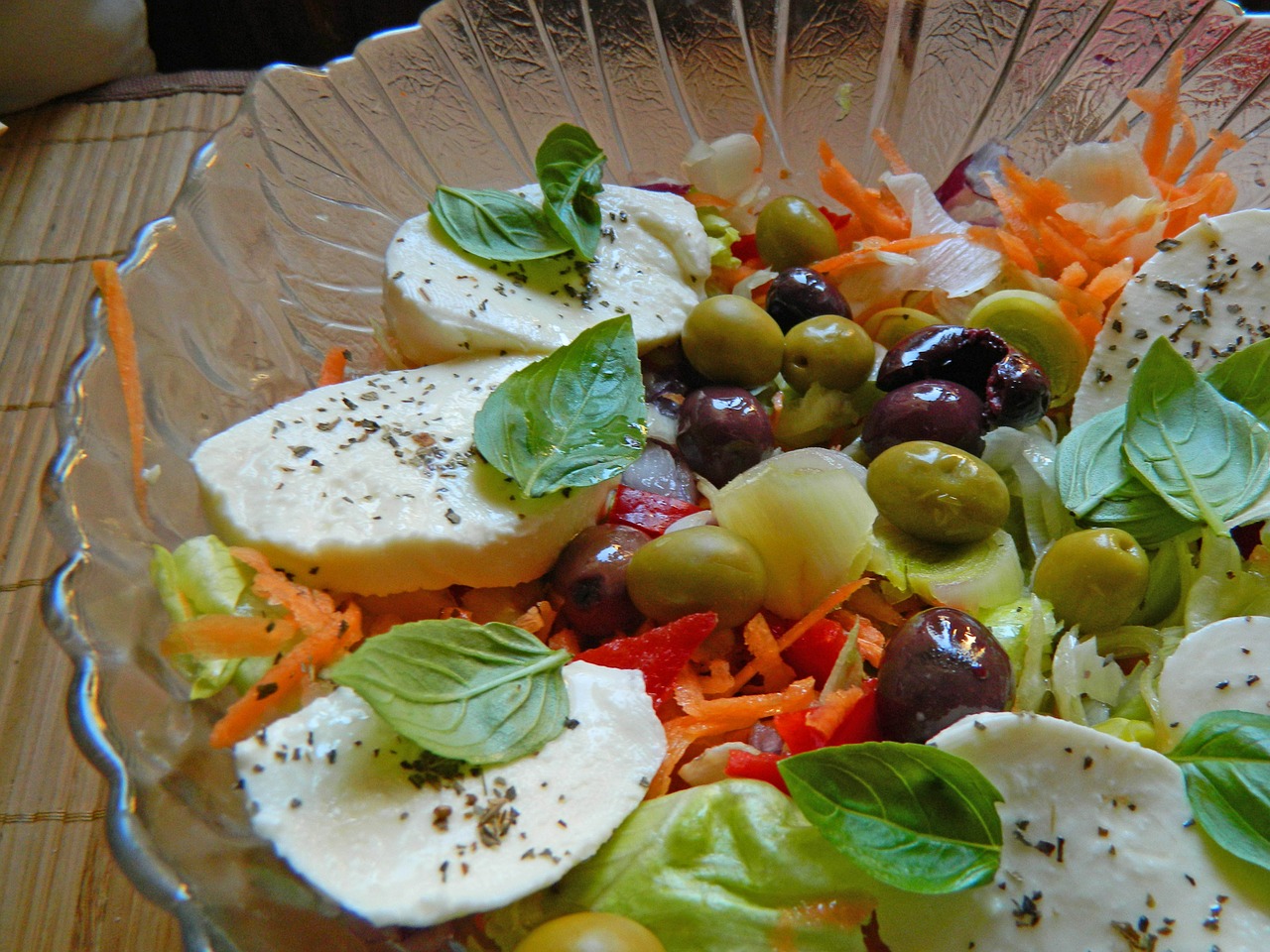 salad vegetables olives free photo