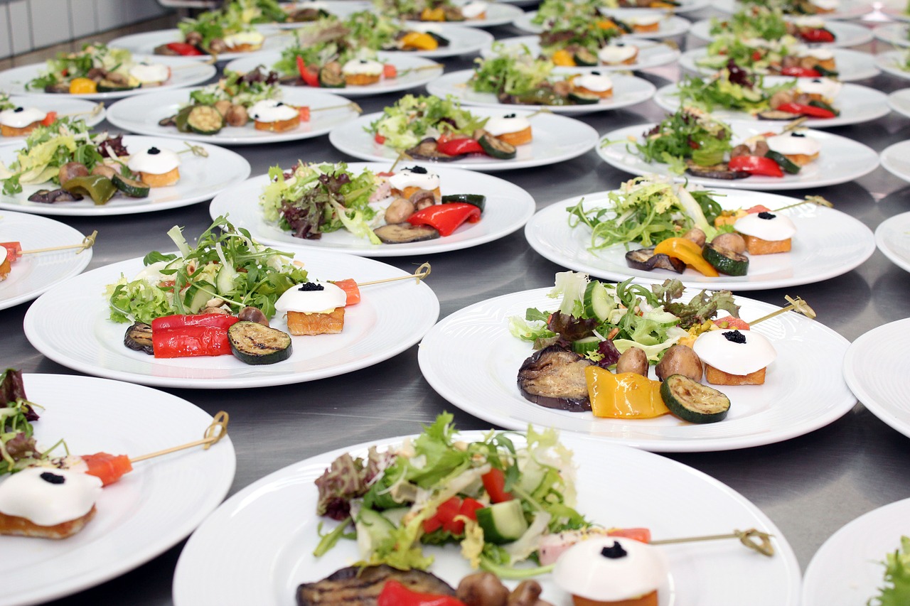 salads plate buffet free photo