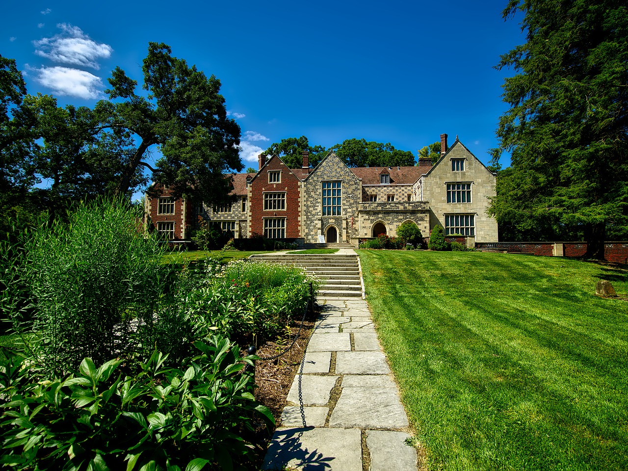 salisbury house mansion architecture free photo