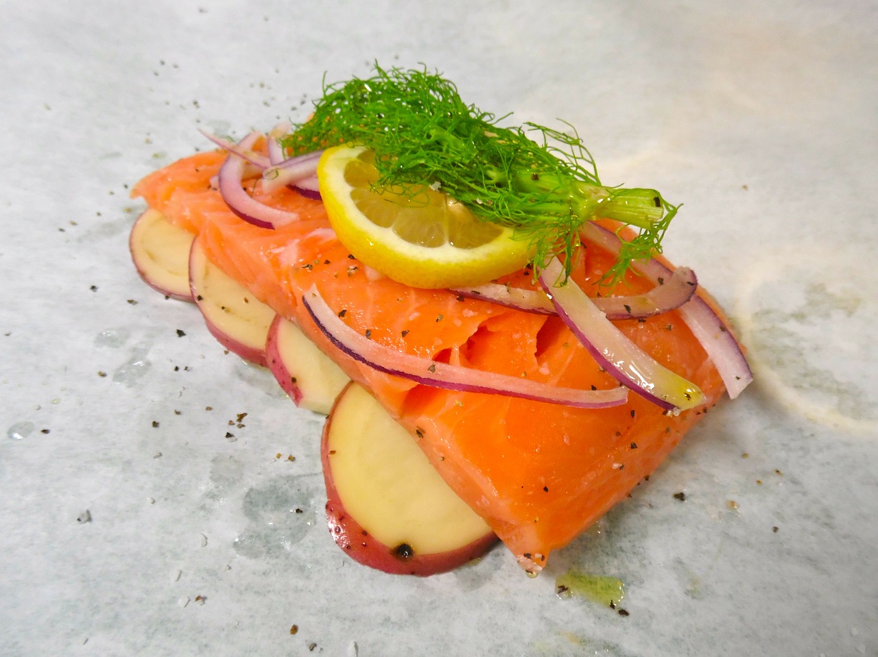 salmon en papillote food free photo