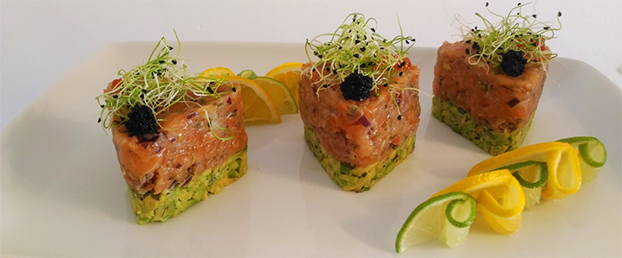 salmon avocado restaurant free photo