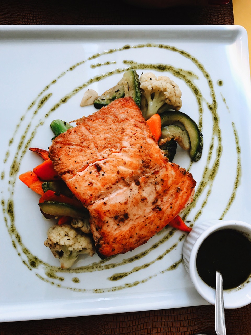 salmon meal lafayete free photo