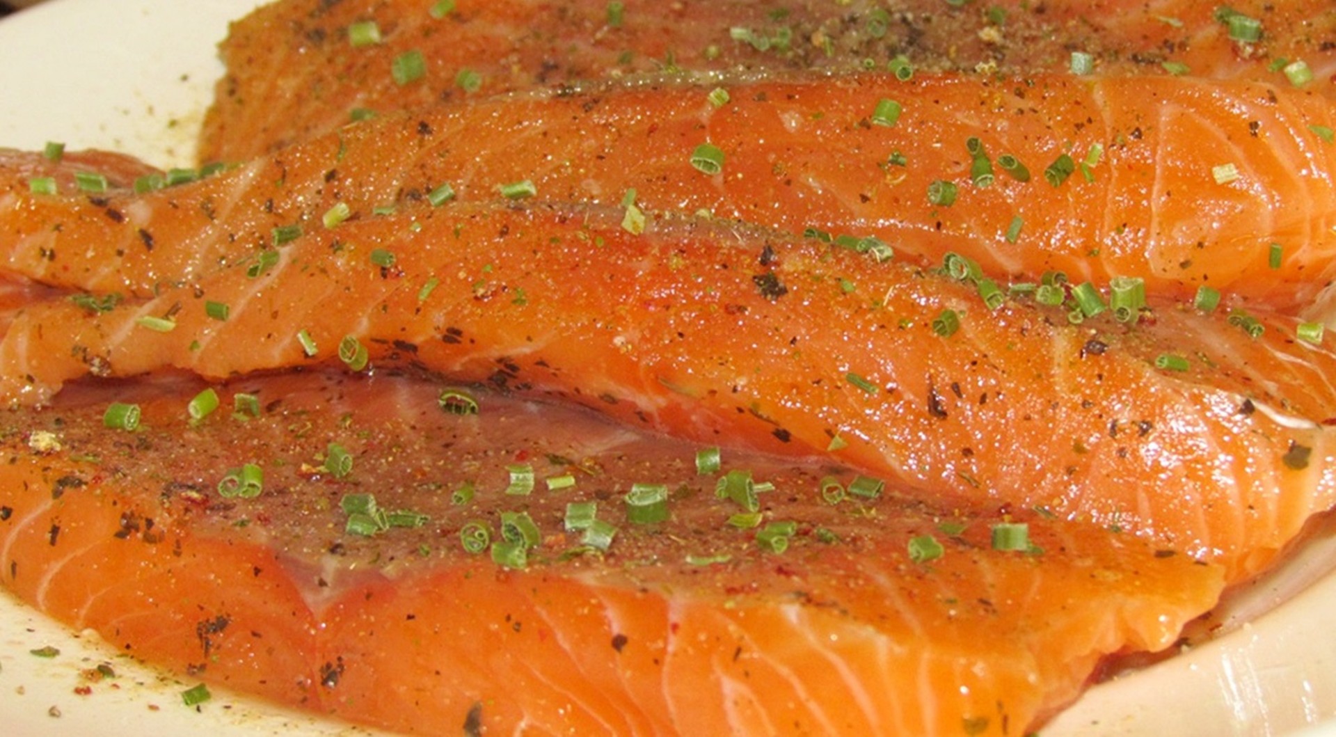 salmon fish healthy dinner food orange green onion free photo