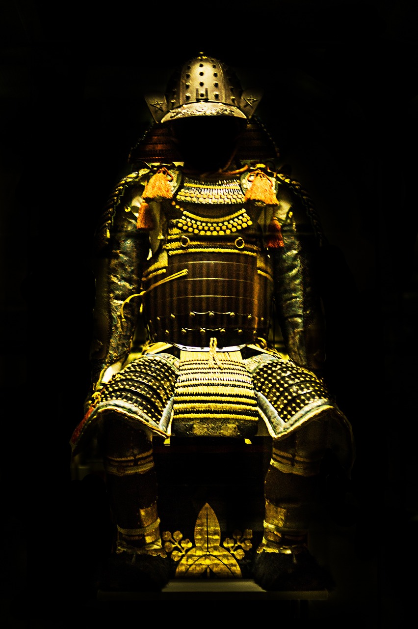 samurai gold armour free photo