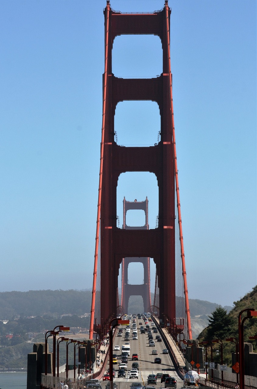 san francisco goden gate bridge traffic free photo