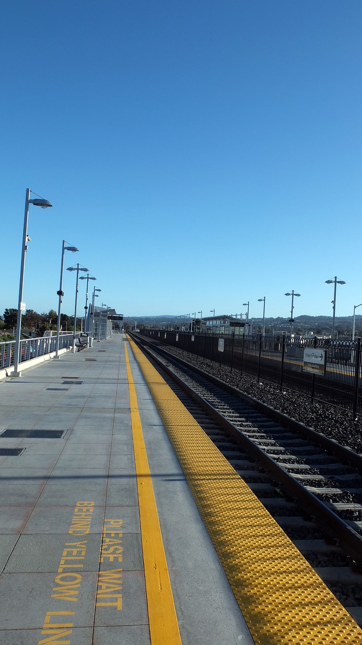 san francisco train rail free photo