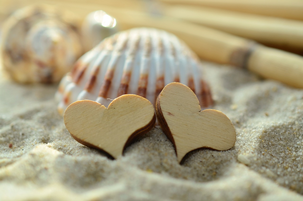 sand heart wood free photo