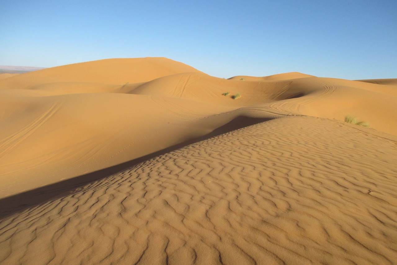 sand desert structure free photo