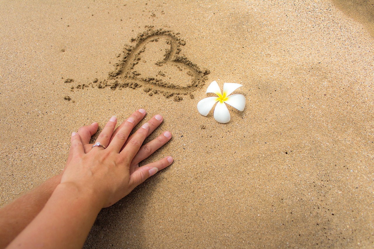 sand betrothed love free photo