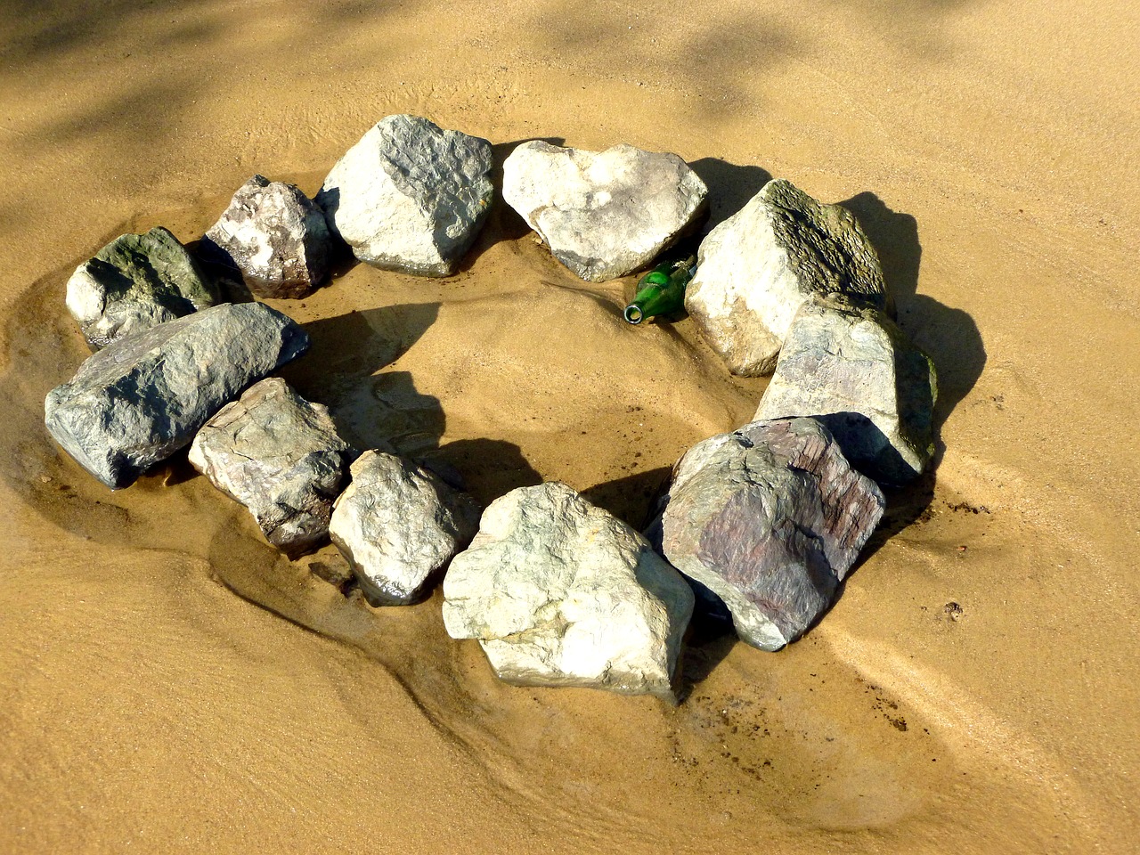 sand stones stone circle free photo