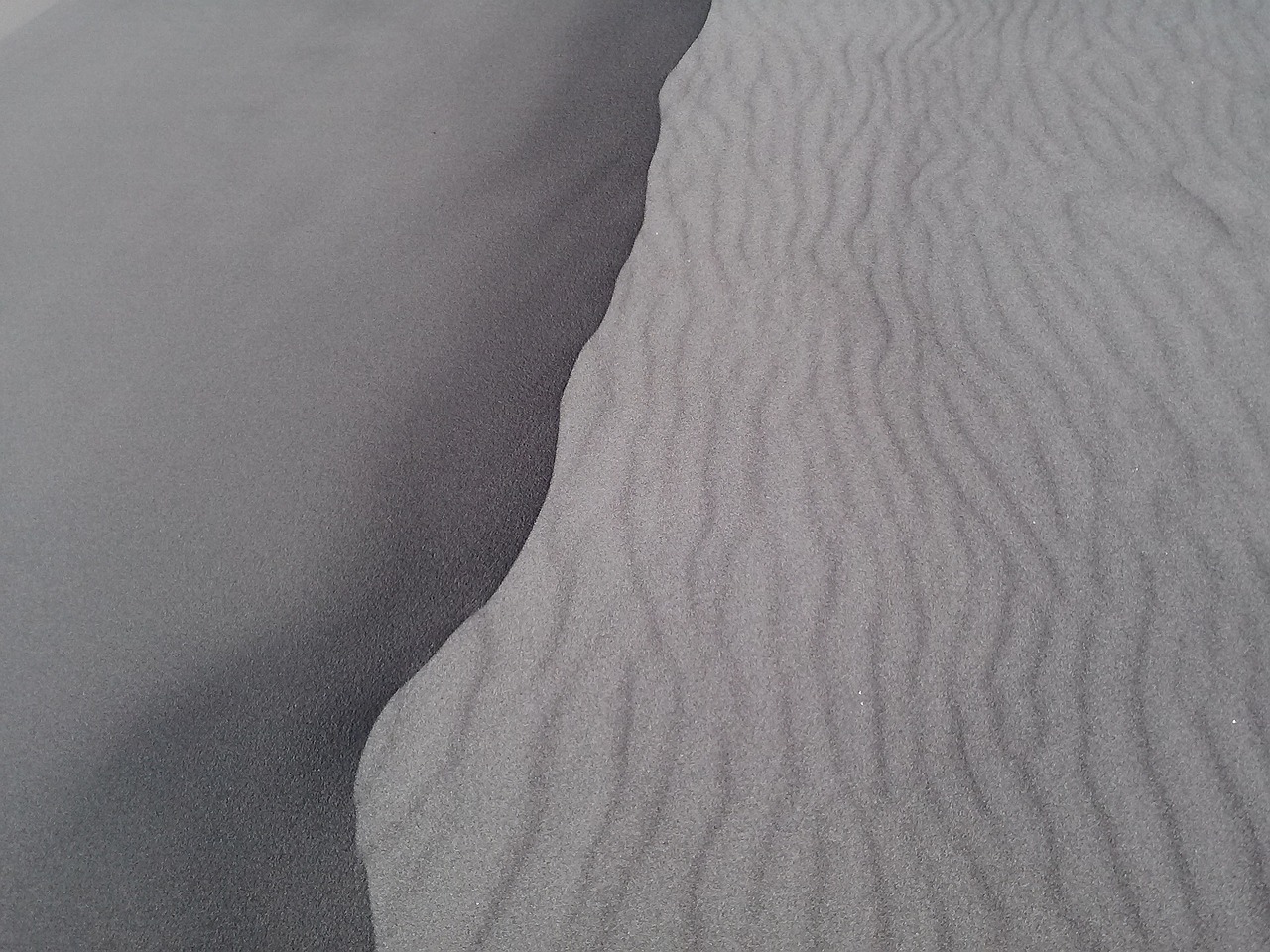 sand dune texture free photo