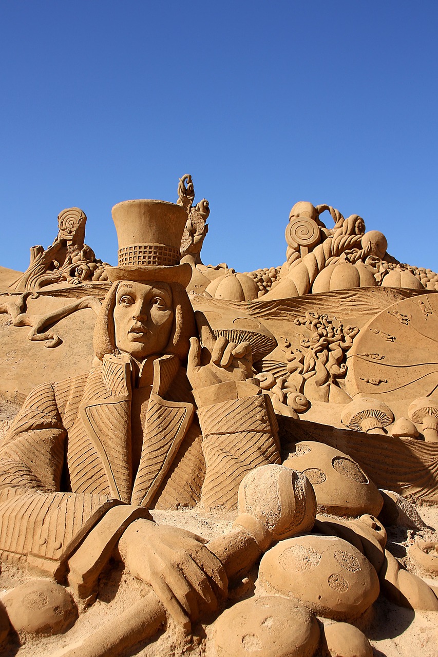 sand sand sculpture artwork free photo