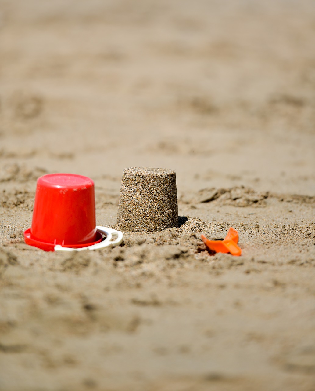 sand bucket beach free photo