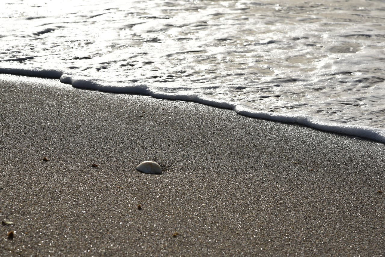 sand stone wave free photo