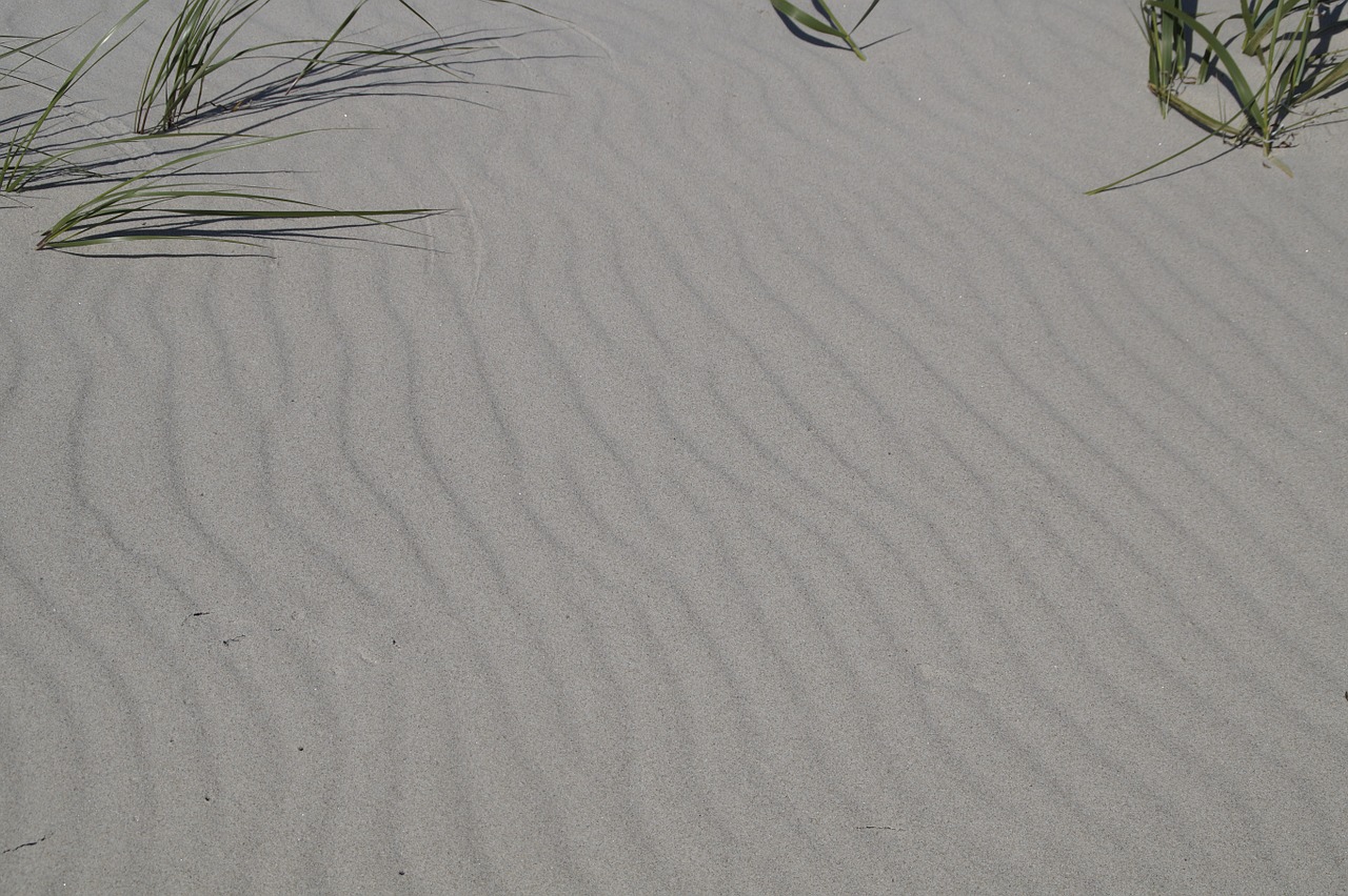 sand unaffected structure free photo