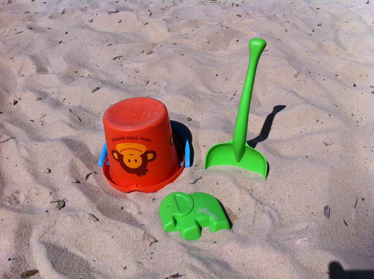 sand pit toys blade free photo