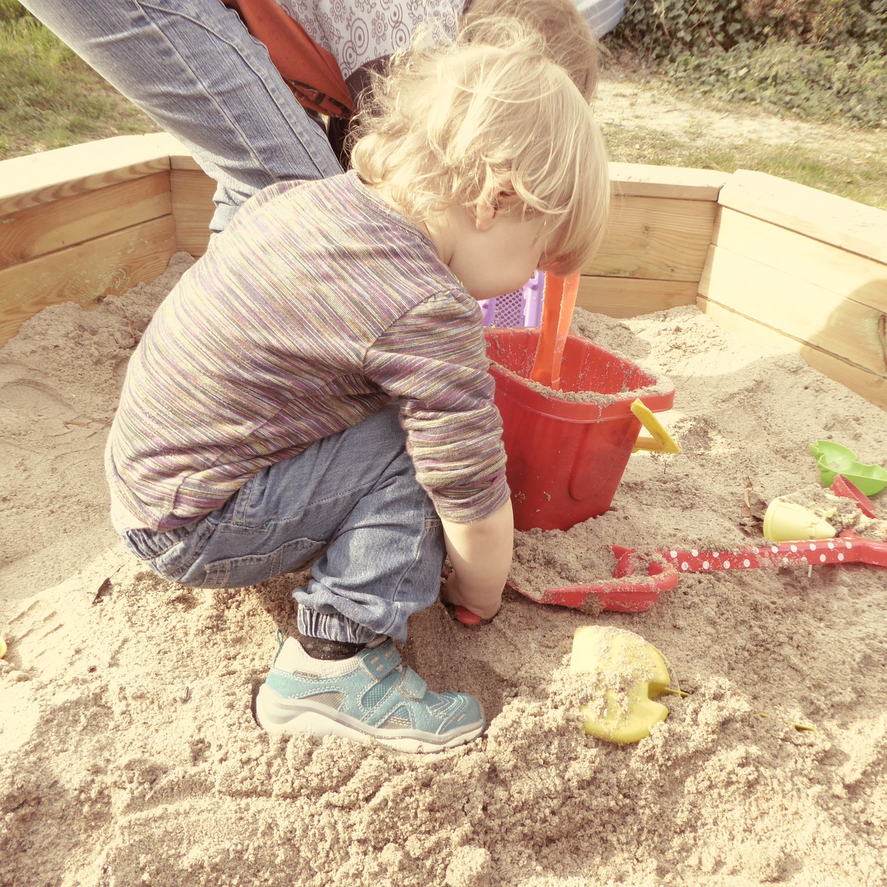 sand pit children play free photo