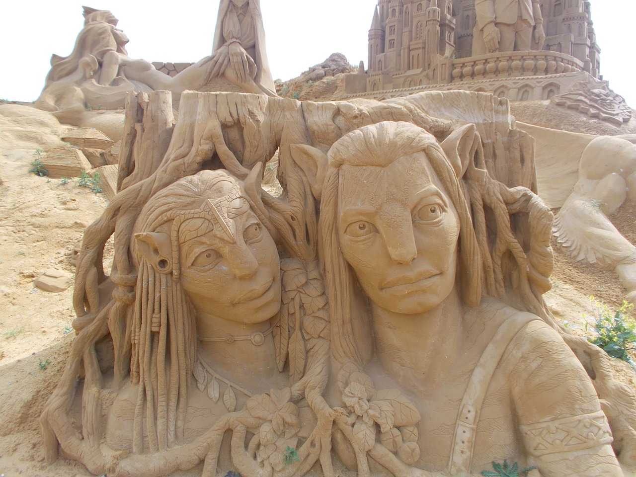 sand sculpture avatar bruges free photo