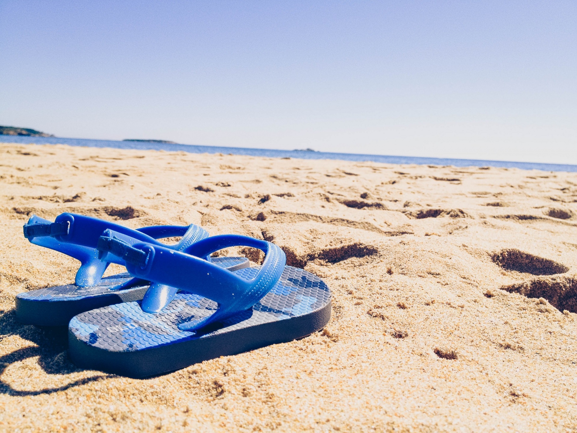 sandals rubber beach free photo