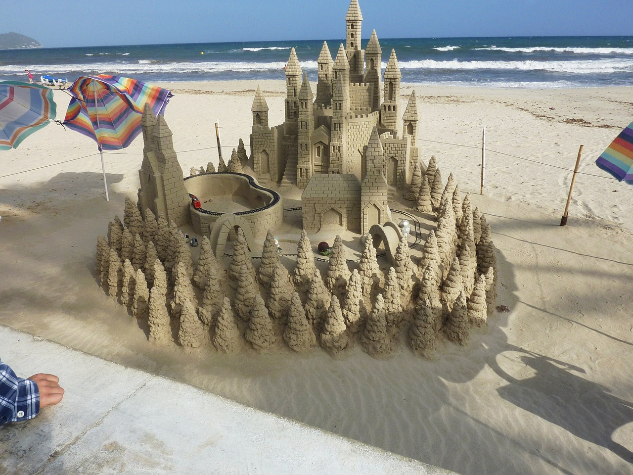 sandburg castle sand formations free photo
