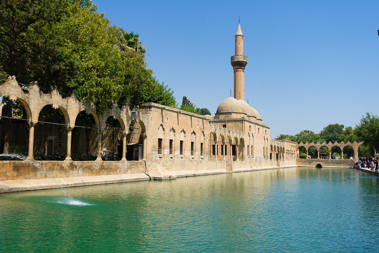 sanliurfa urfa balikligöl free photo