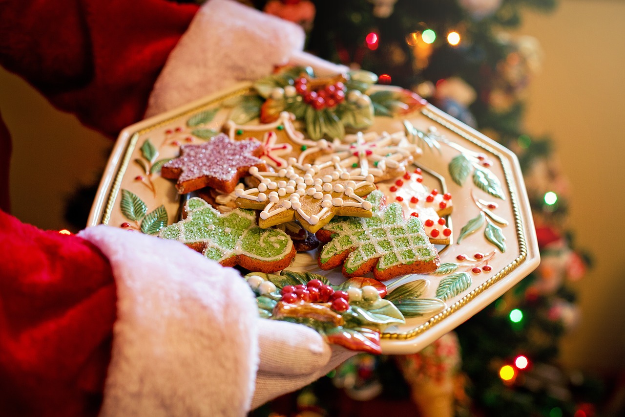 santa plate of cookies cookies free photo